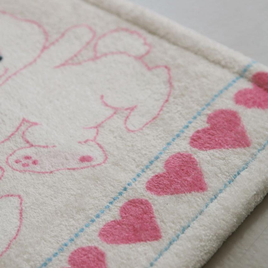 ハートピンクラビットマット|アイボリー・グリーン