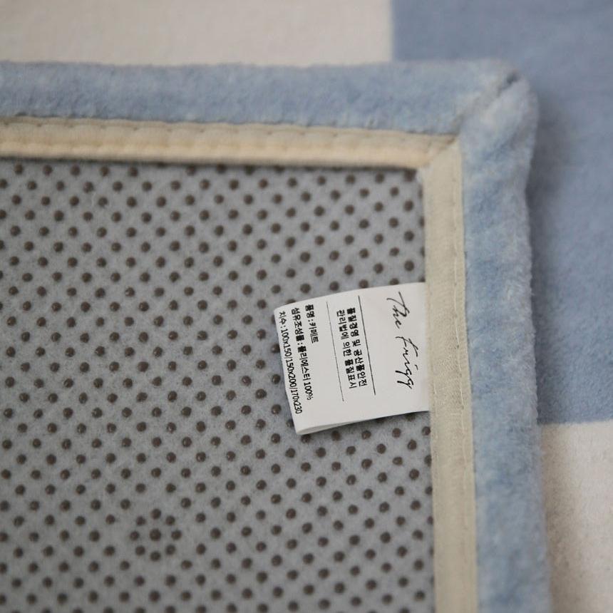 トッティビッグチェック柄ラグ|洗えるラグ