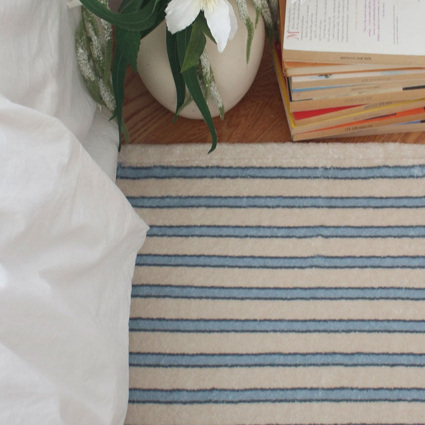 ブルーストライプマット(Chika Stripe Mat)|45x65