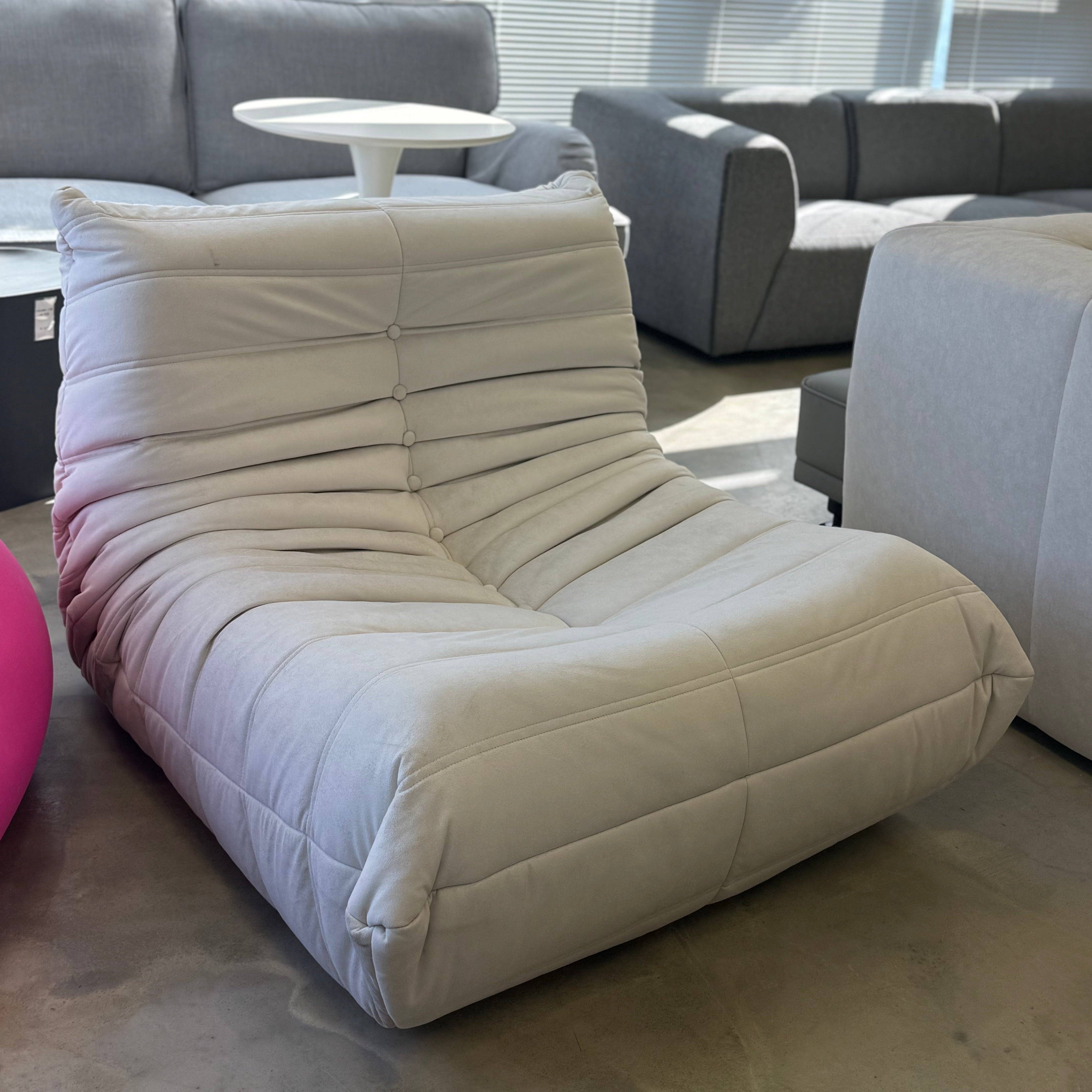 NISKO ファブリックソファ｜ホワイト – 1acspaces