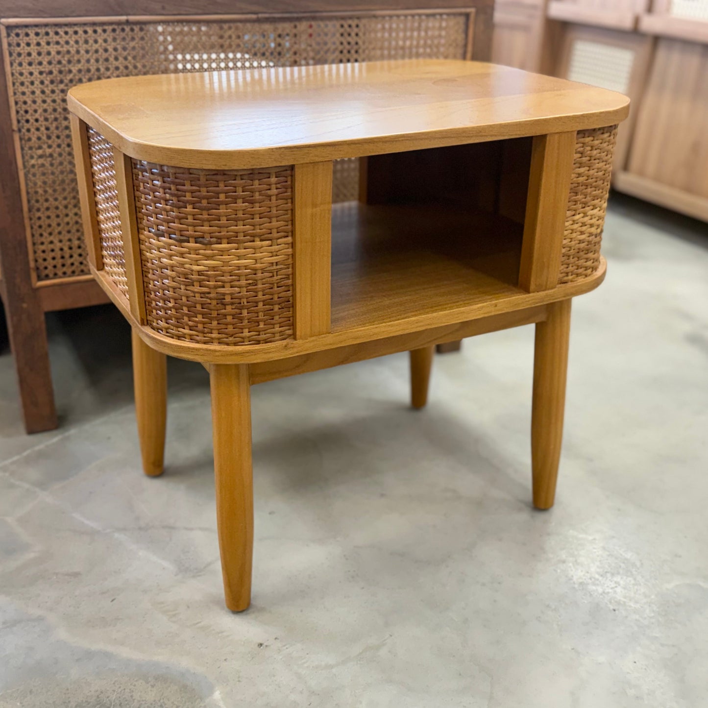 CESBON 収納付きラタンサイドテーブル｜6043