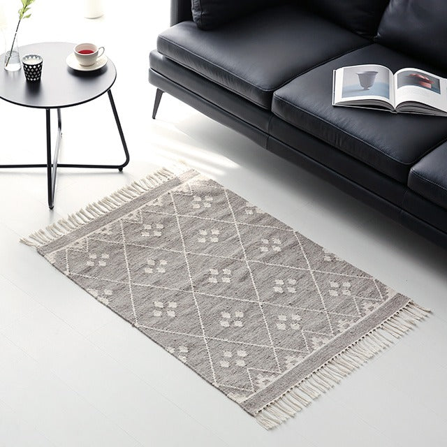 MALONEY ハンドメイドラグ｜80x115cm