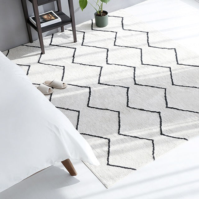 BILLOW ハンドメイドラグ｜180x230 cm