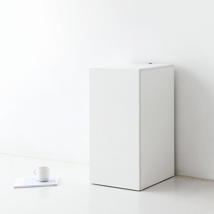 FIKK シンプル収納棚 1ドア｜784