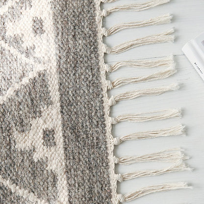 MALONEY ハンドメイドラグ｜80x115cm