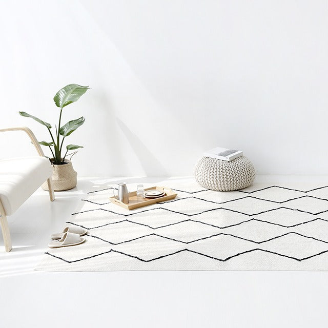 BILLOW ハンドメイドラグ｜180x230 cm