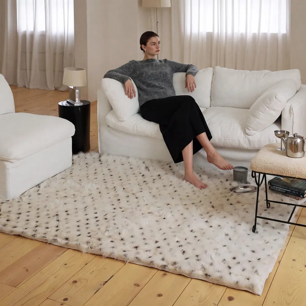 ヌアドットファーラグ｜Nuah Fur Rug
