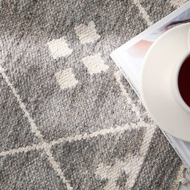 MALONEY ハンドメイドラグ｜80x115cm