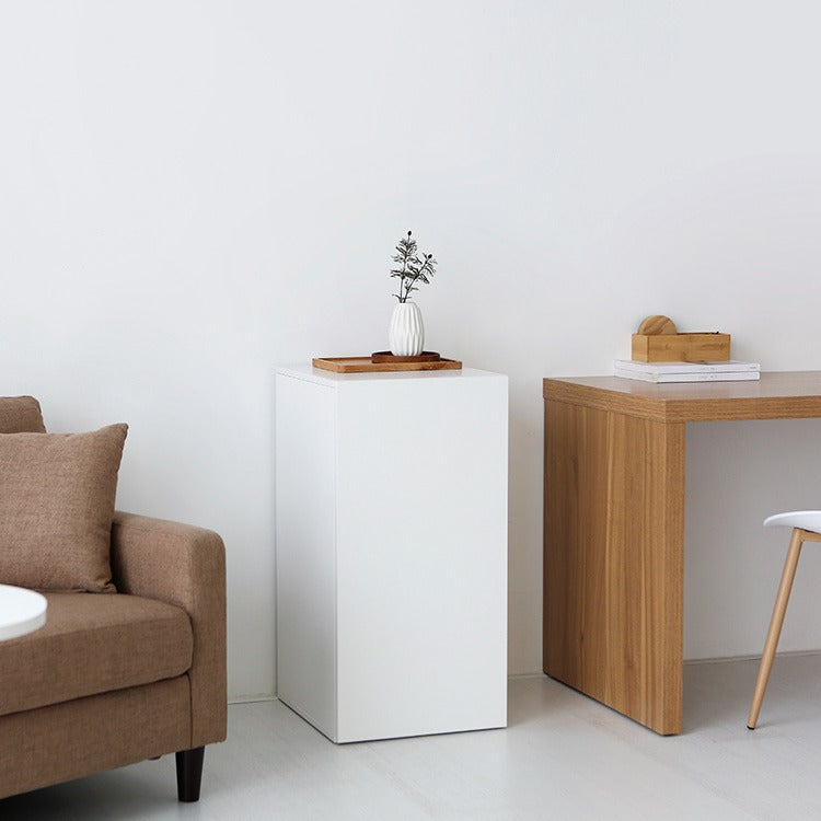 FIKK シンプル収納棚 1ドア｜784