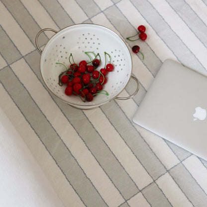 モノヴ ラグ｜洗えるラグ